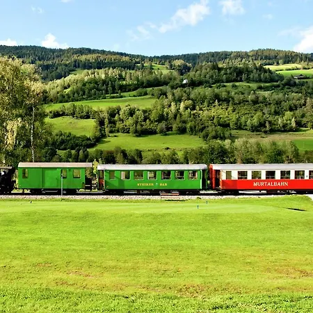 シャレー Kreischberg Wellness Chalet *