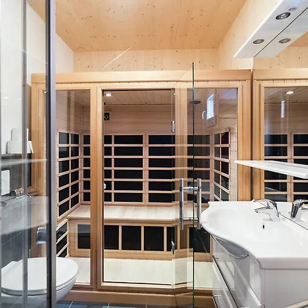 Kreischberg Wellness Chalet ザンクト・ローレンツェン・オプ・ムーラウ